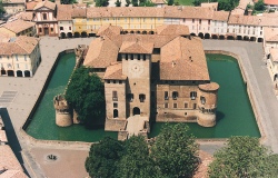 The best of Fontanellato: Castle, Labyrinth and Antiques